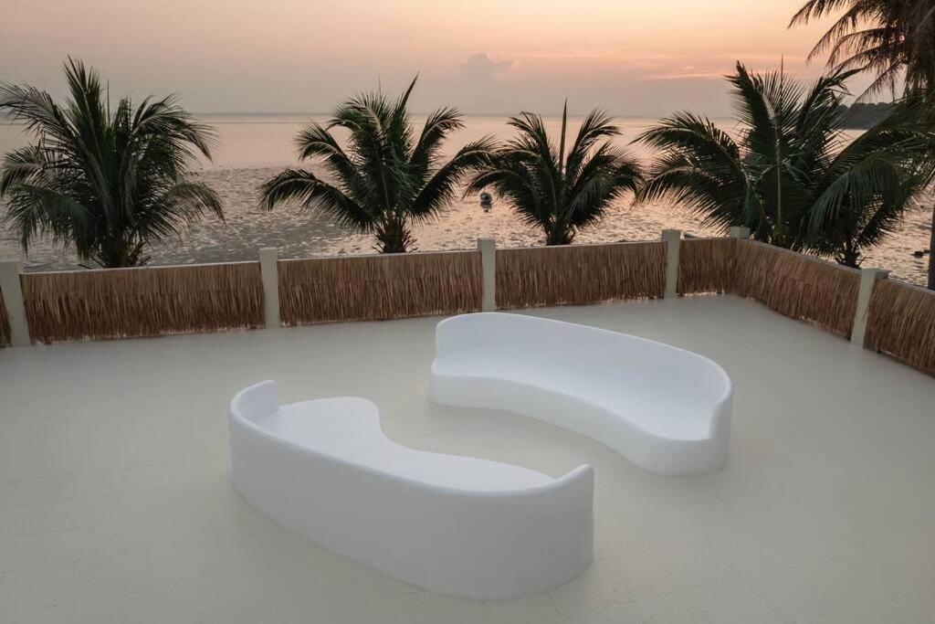 Villa Le Cerf Dore Hinkong Ngoại thất bức ảnh